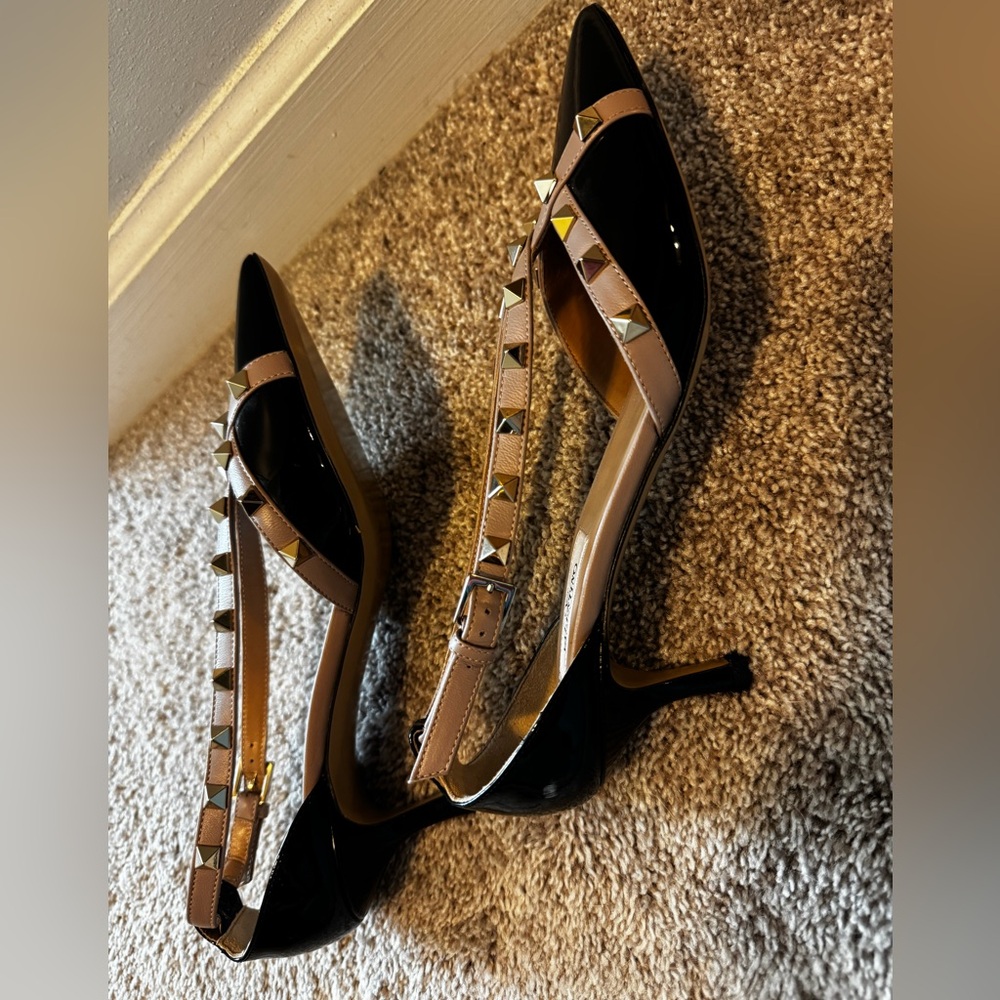 Valentino Black and Tan Studded Slingback Heels - Picture 5 of 7